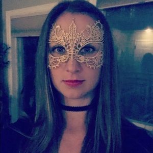 Meet your Posher, Christine